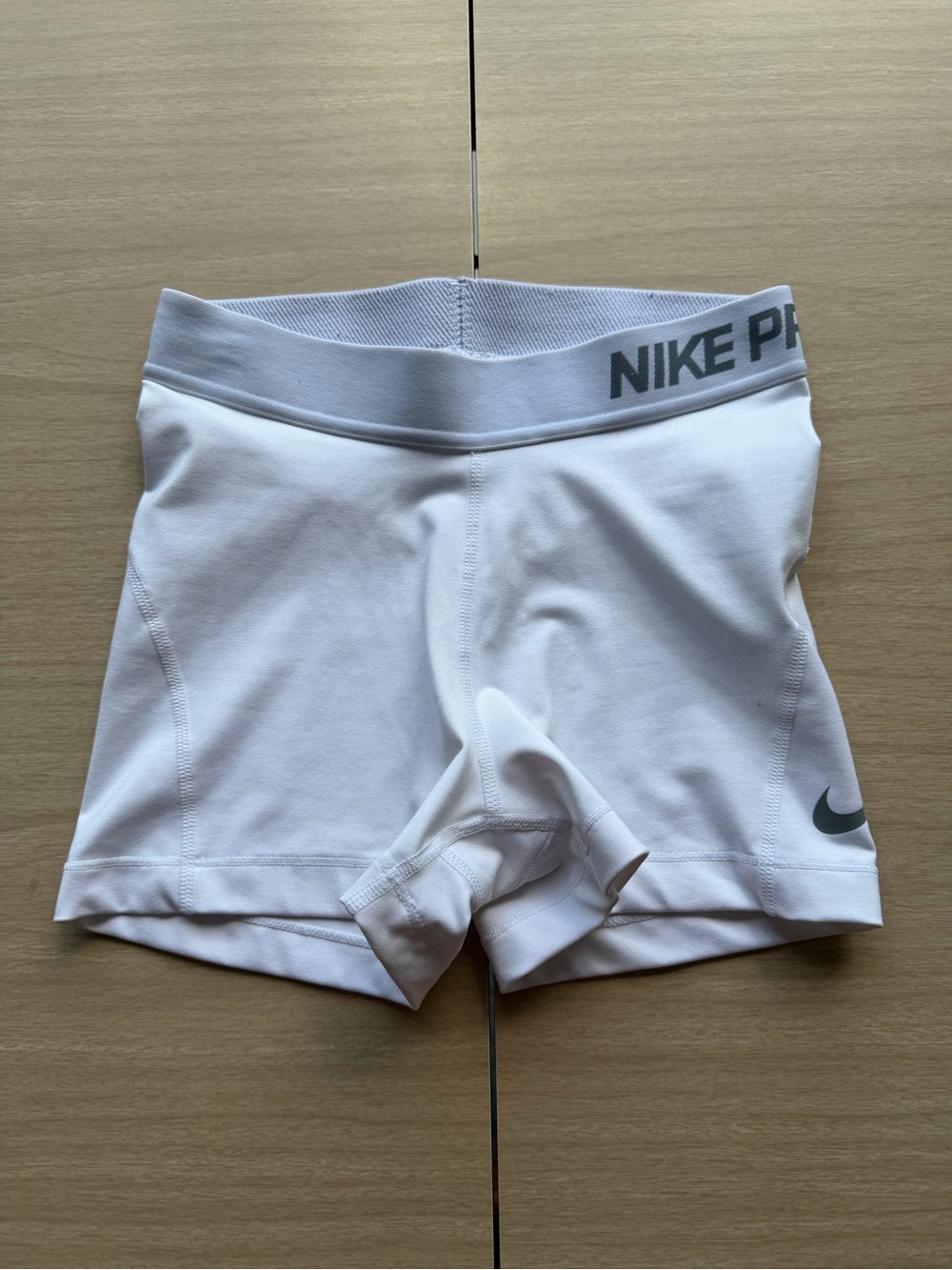 Nike Dri-Fit Women’s White Performance Shorts XS
